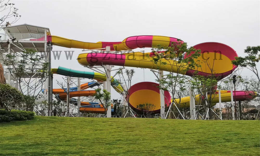 水滑梯和普通滑梯的區別，如何保養您的水上樂園滑梯！